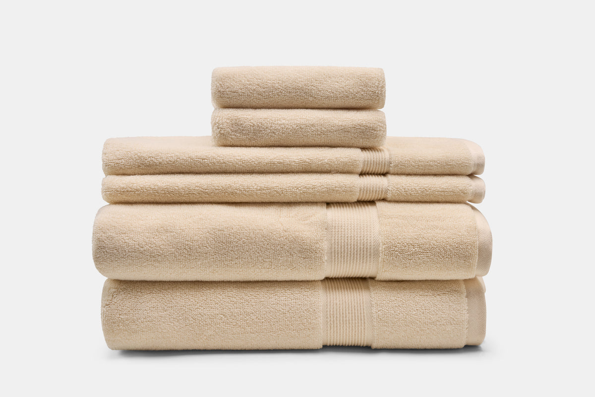 Set of luxury USA cotton bath towels in beige