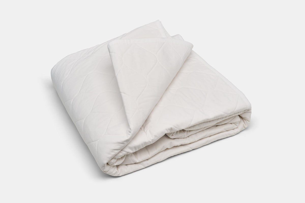 White quilted cotton bedspread